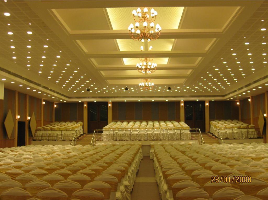 The Quilon Beach Hotel And Convention Center Kollam Extérieur photo