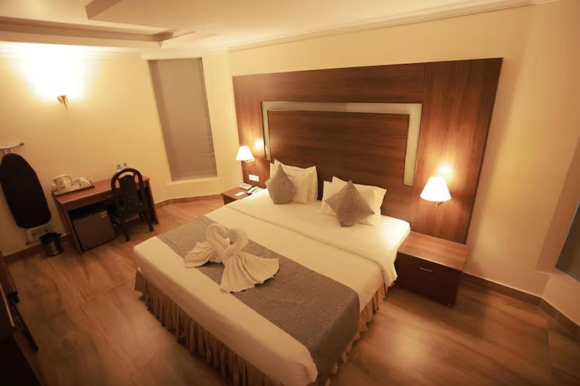 The Quilon Beach Hotel And Convention Center Kollam Extérieur photo