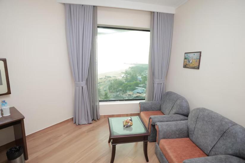 The Quilon Beach Hotel And Convention Center Kollam Extérieur photo
