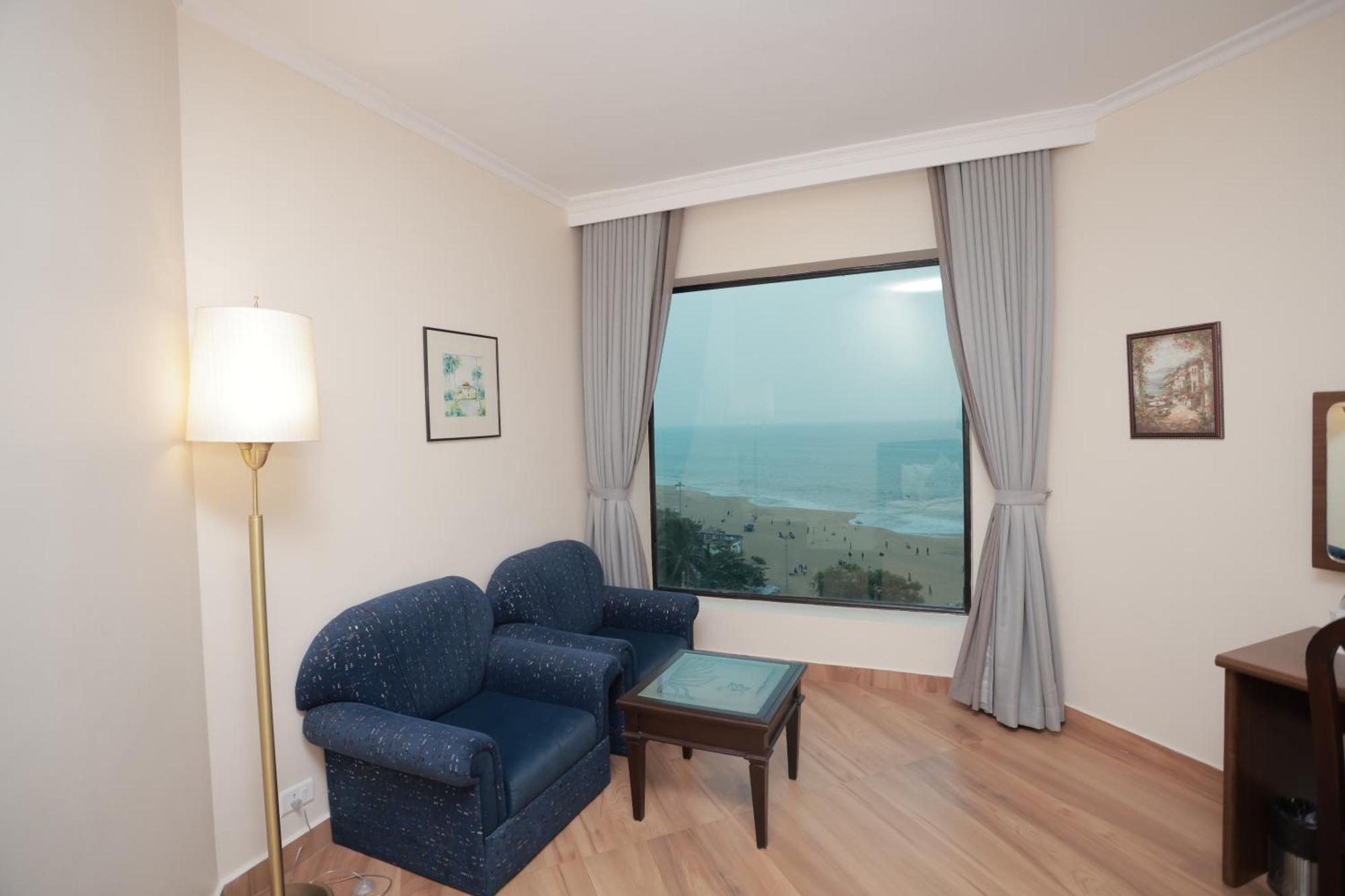 The Quilon Beach Hotel And Convention Center Kollam Extérieur photo