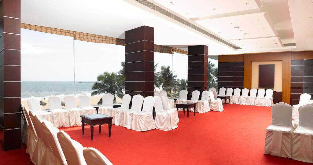 The Quilon Beach Hotel And Convention Center Kollam Facilités photo