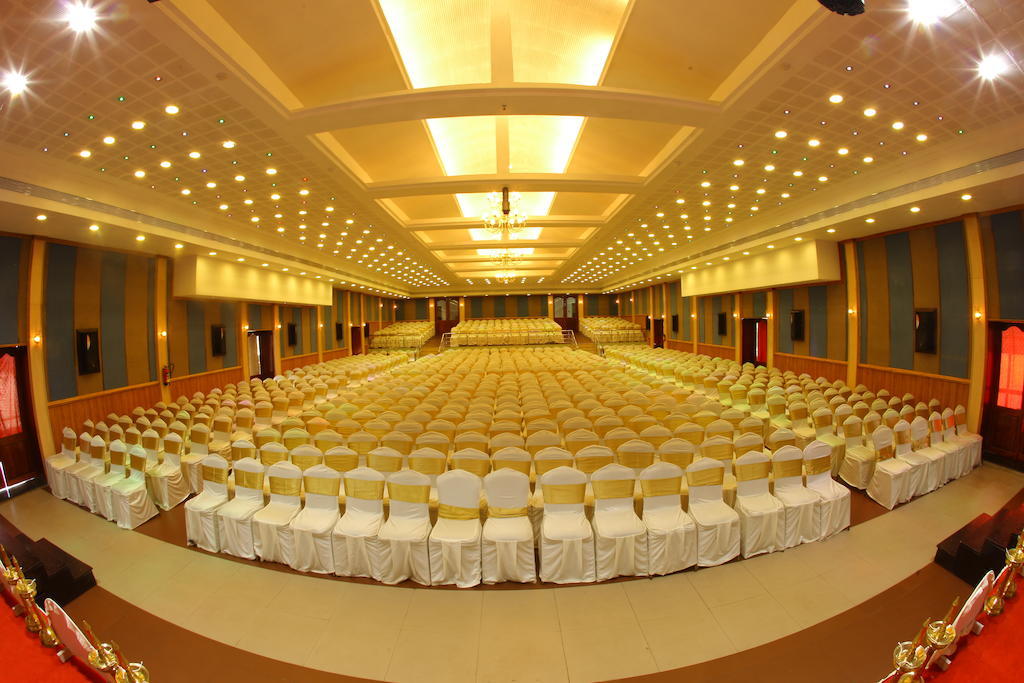 The Quilon Beach Hotel And Convention Center Kollam Extérieur photo